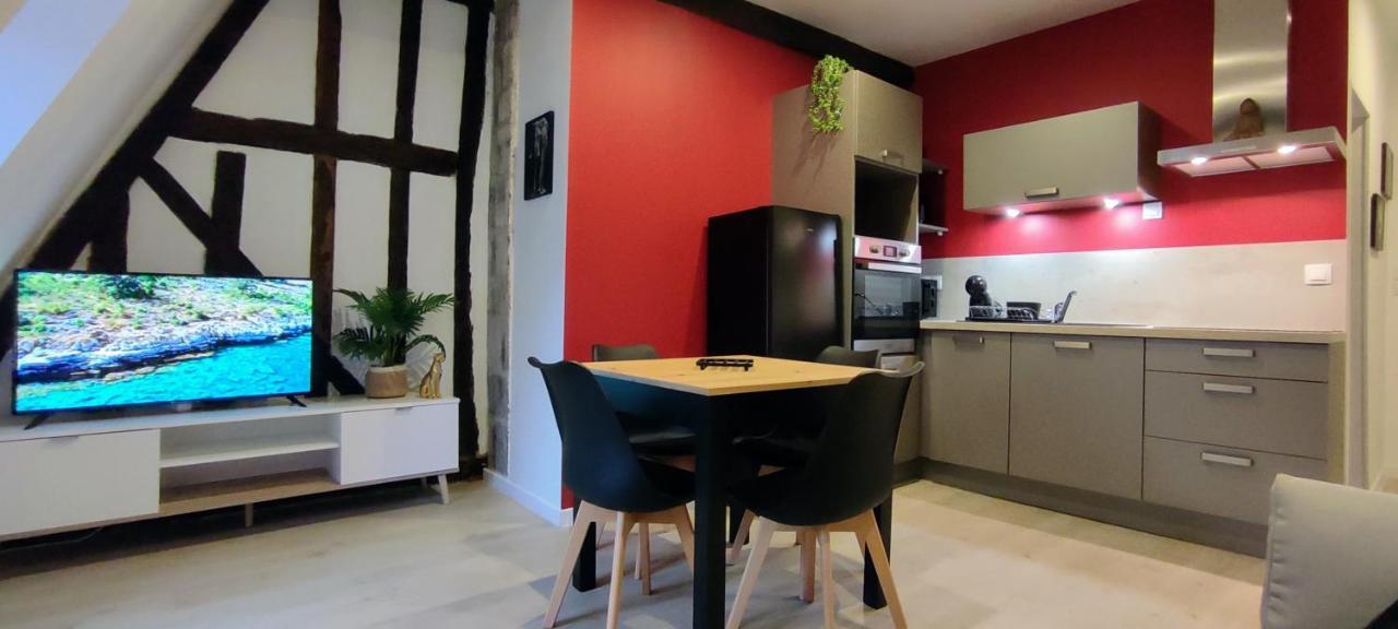 202 Duplex A Colombage En Plein Centre Ville Bourges Exteriér fotografie